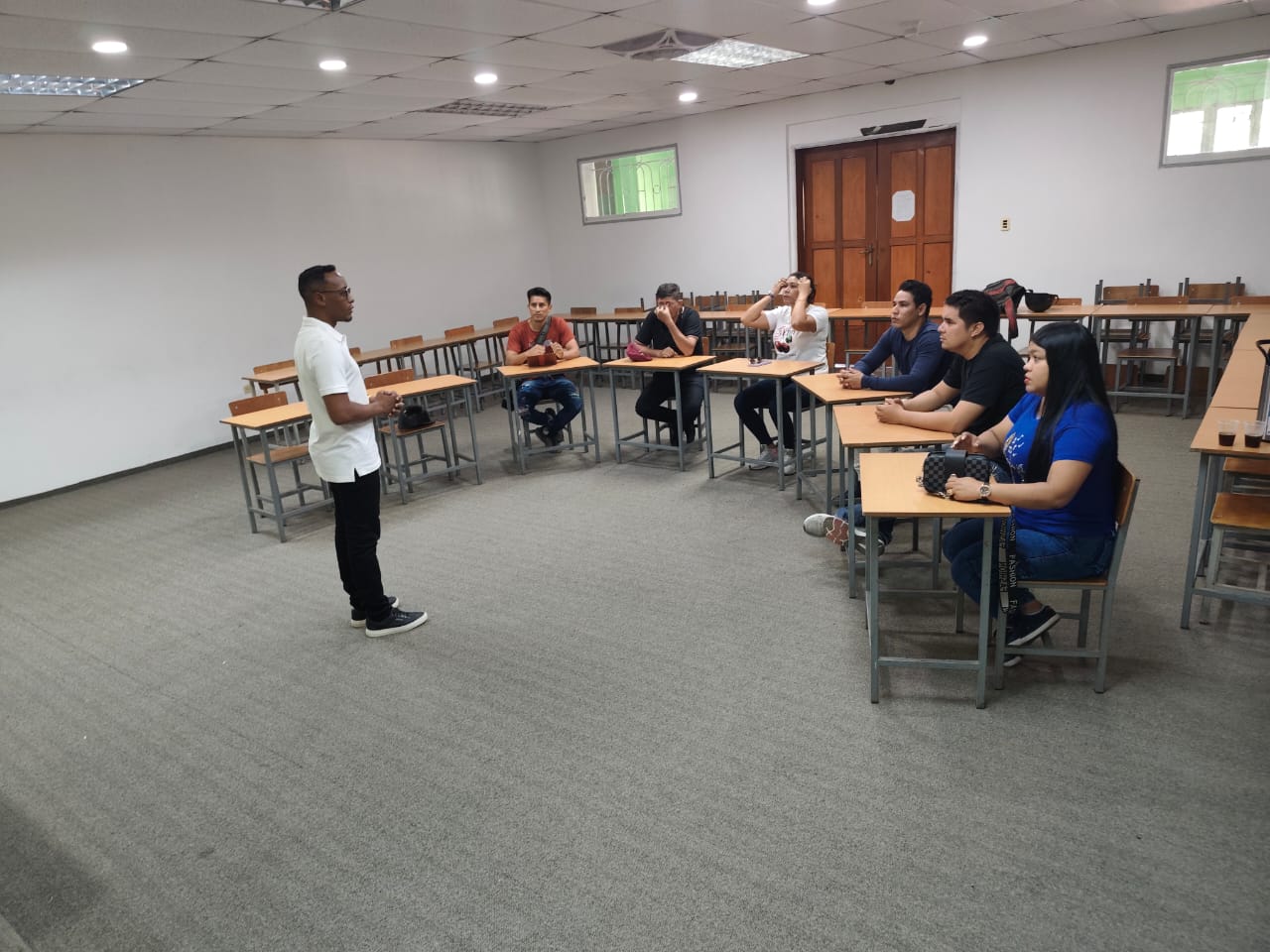 ¡Capacitación electoral para jurados de votación en el Consulado de Colombia en Puerto Ayacucho (Venezuela)!
